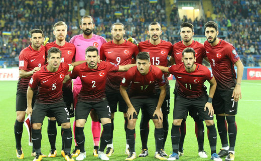世预赛:土耳其誓复仇冰岛